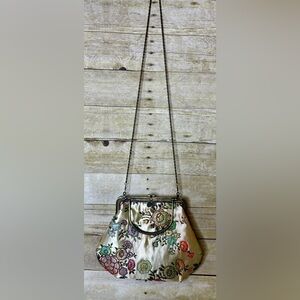 NEW Vintage style beaded purse with removable handles.